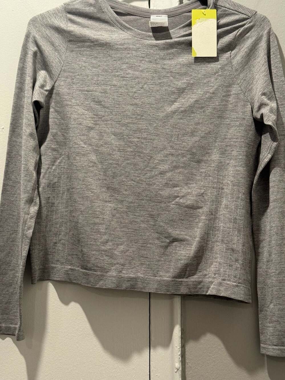 All in Motion Girls' Seamless Long Sleeve Studio Tee in Heathered Grey